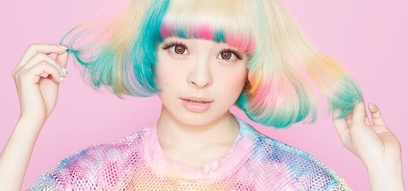 Kyary Pamyu Pamyu'dan Chikatto Chika Chikaa Dansı